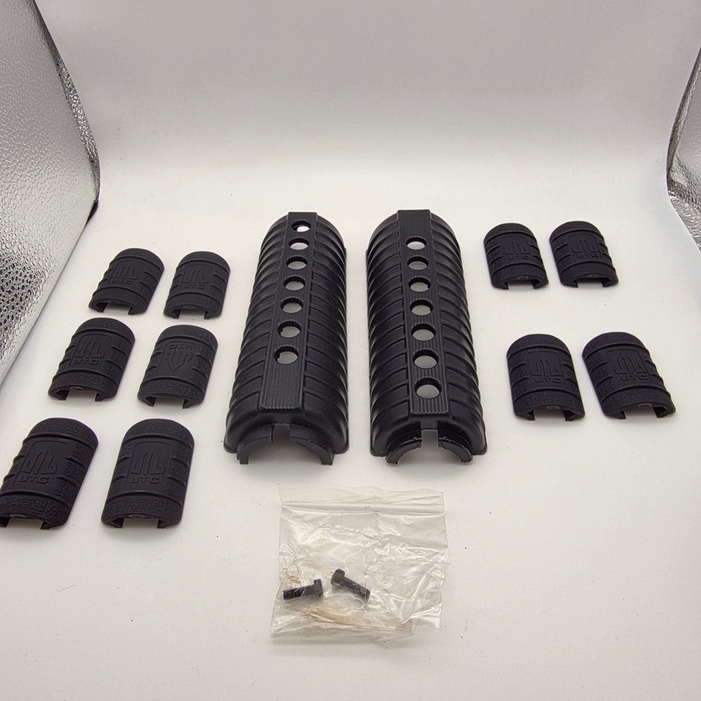 UTG Handguard Set Carbine Length Black Plastic Composite Rail Guards Excellent